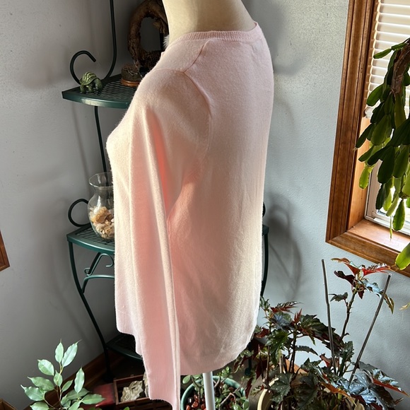 EUC Croft & Barrow Pink Cardigan - Picture 4 of 11